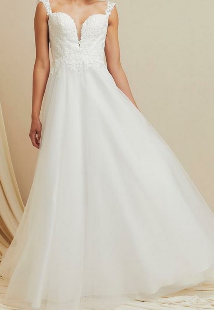 New formal wedding dress evening bridal gown.